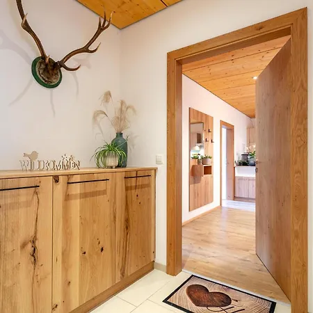 Schwemmblick Am Marschbachhof * Walchsee